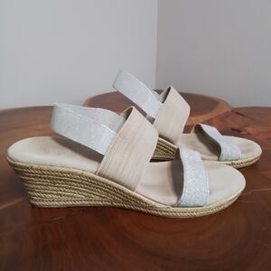 Charleston Shoe Co. Cooper Silver Metallic/Tan/Linen Espadrille Wedge Sandal - 7